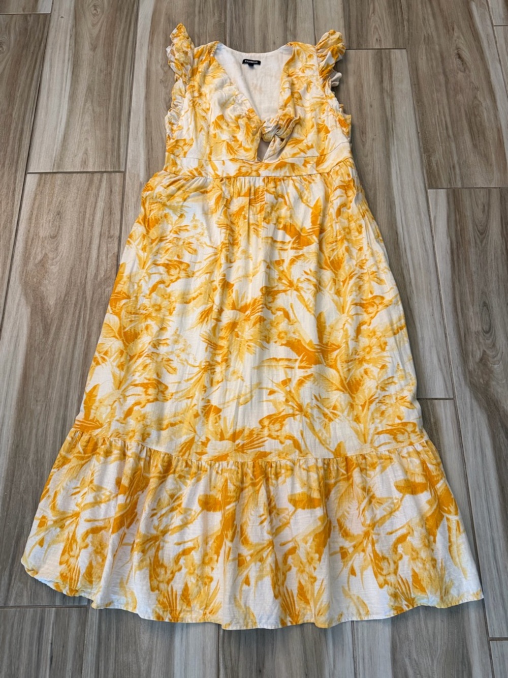 Express Yellow Maxi Dress - Picture 2 of 16